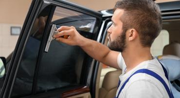riparazione e sostituzione cristalli auto